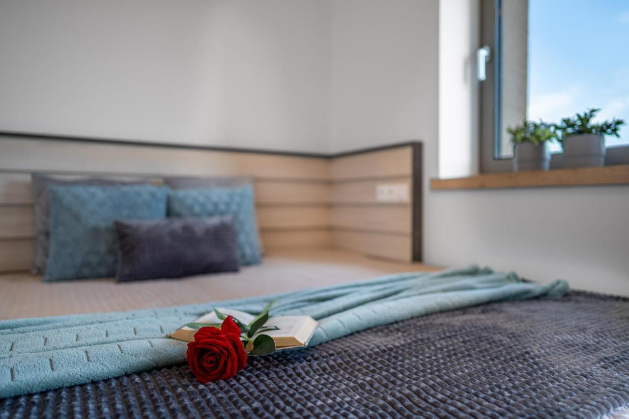 Laskara Garden Apartment By Prague Forest Nové Jirny المظهر الخارجي الصورة